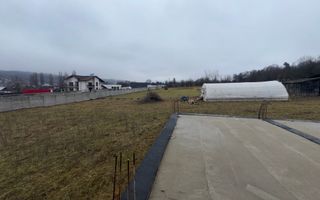 TEREN INTRAVILAN 2200 MP CAMPULUNG ARGES - Poză 6