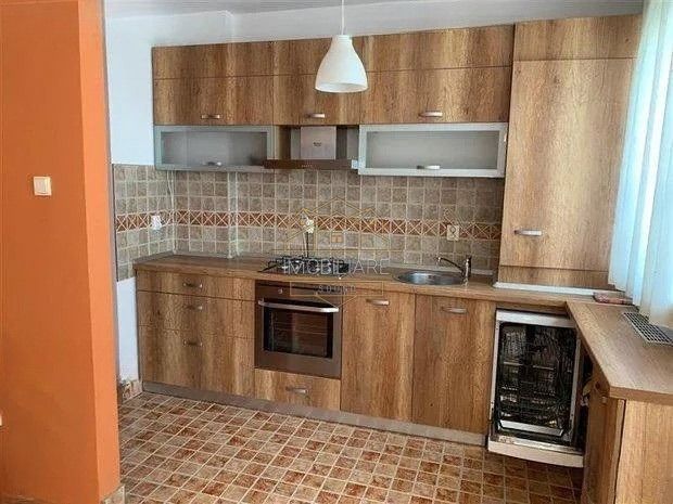 Anunț de închiriere - Apartament spațios și luminos cu 2 camere - Poză 6