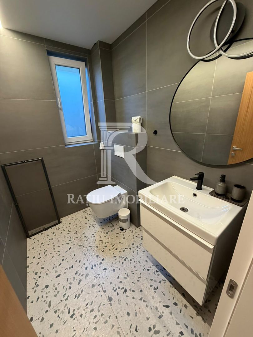 Casa cu 5 camere | Cartierul Tineretului | Oradea - Poză 6