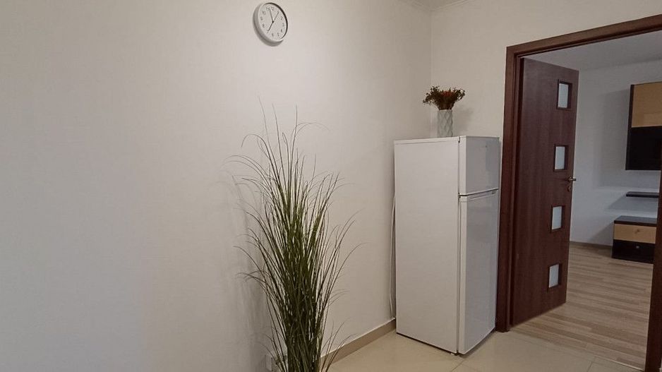 Garsoniera Decom.+Balcon ( pretabil spat.comerc./investitie) PARTER/4 - Poză 2