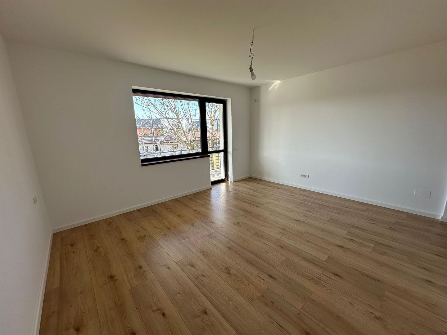 Casa moderna cu mansarda |de inchiriat | Voluntari - Poză 39