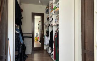 Casa de vanzare 230 mp utili + teren 1000 mp, Luna de Sus, Cluj! - Poză 17