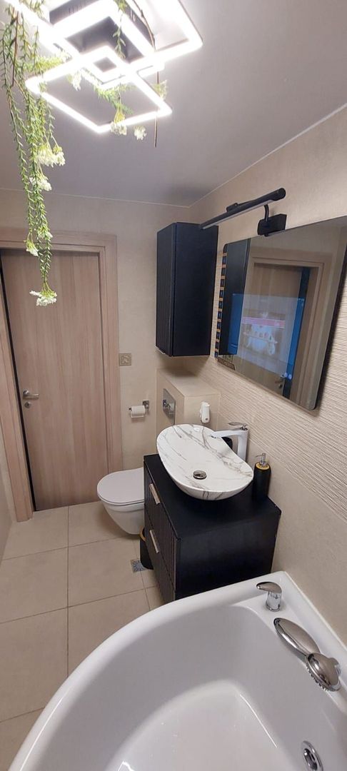 Închiriere 3 camere Bd. Unirii, 76 mp, mobilat, parcare - Poză 22