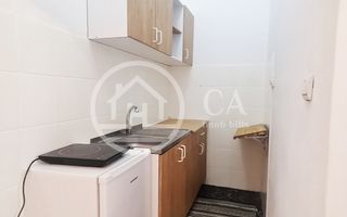 Apartament cu 1 camera la curte comuna de vanzare Central, Oradea - Poză 5