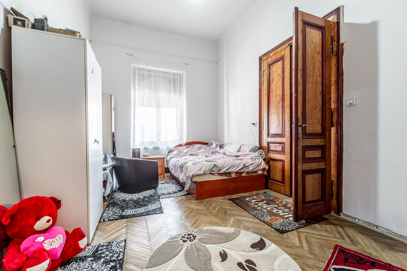 Apartament cu 2 camere la parter in Piata Catedralei Comision 0 - Poză 4