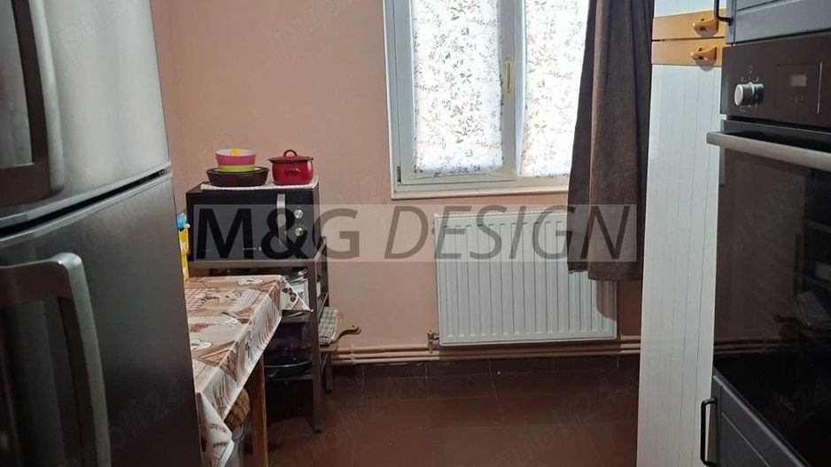 3 camere decomandat zona Bucovina - Poză 4