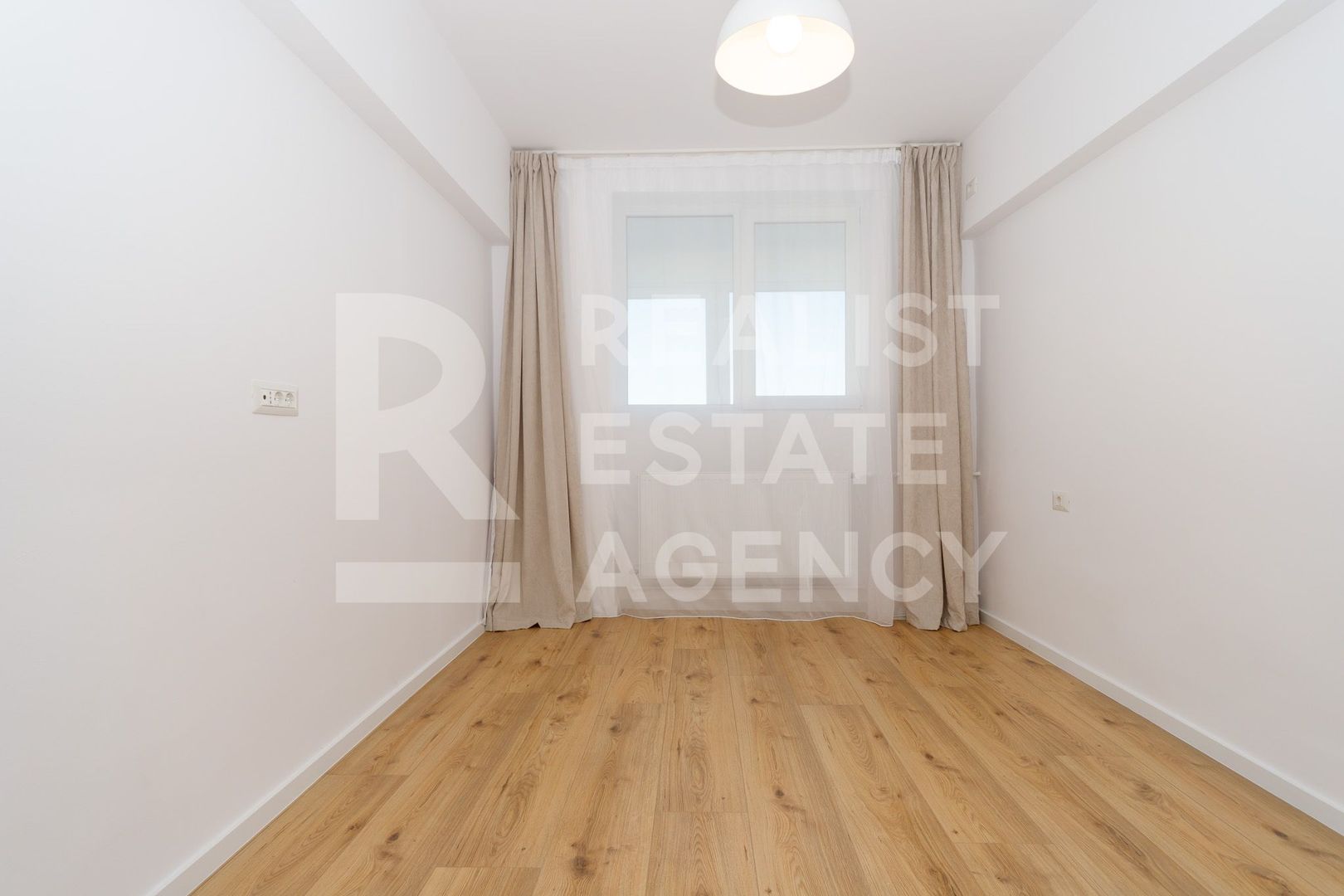 Vânzare, apartament, 3 camere, zona Drumul Taberei - Poză 12