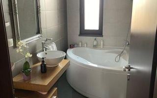 Apartament premium cu 2 camere, balcon generos, aproape de centru. - Poză 9