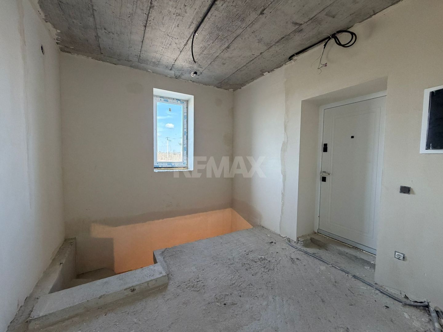 Duplex Hi-Tech 250 m2, Pașcani - Poză 12