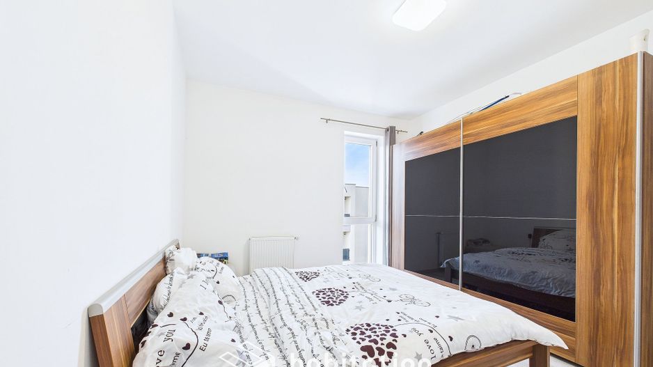 Refugiu urban: 2 camere, decomandat, în Bucovina, langă Iulius Town - Poză 15