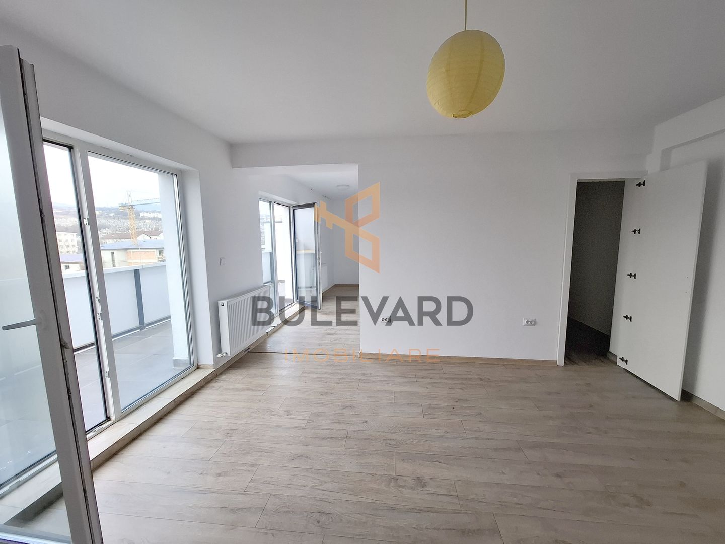 Spatiu de birou 62.5 mp + terasa 32 mp, parcare - Poză 8