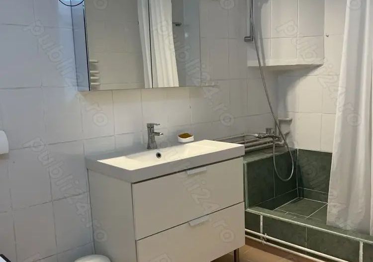 De inchiriat apartament 2 Camere Romana - Poză 9