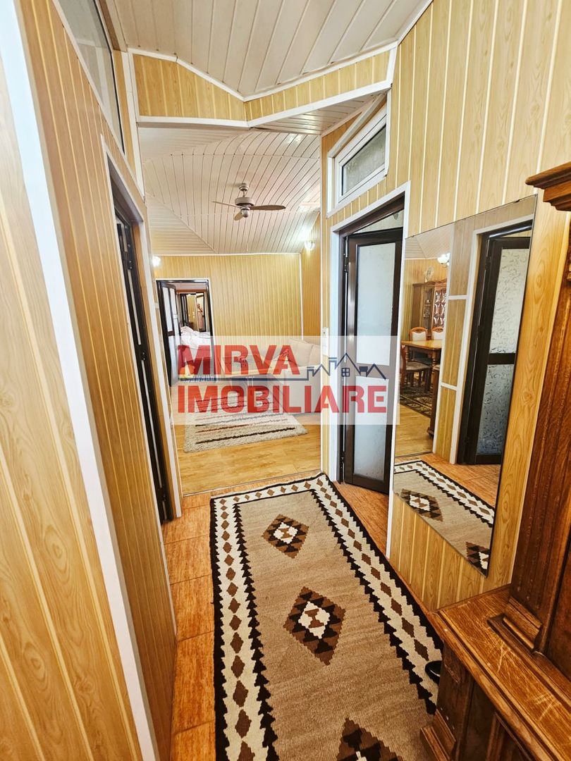 🏡 Casă spațioasă cu 9 camere în Strejnicu – pentru locuință, birouri - Poză 69