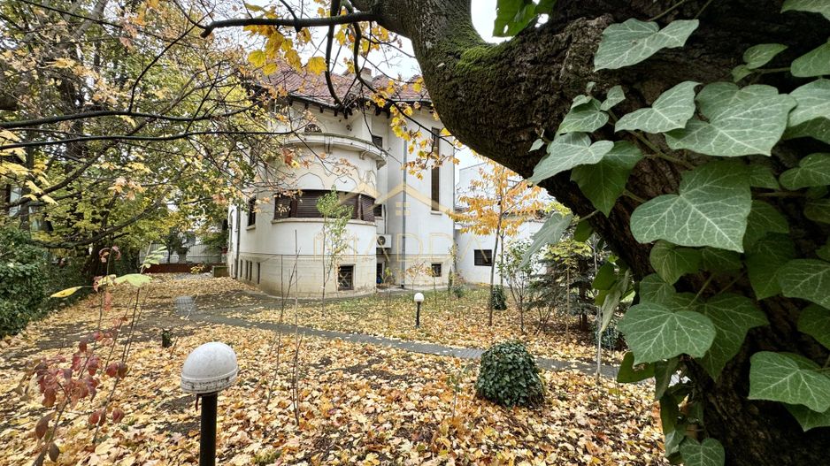 Vila Impresionanta *503mp* TEREN *577mp* // Zona Casin - Poză 7