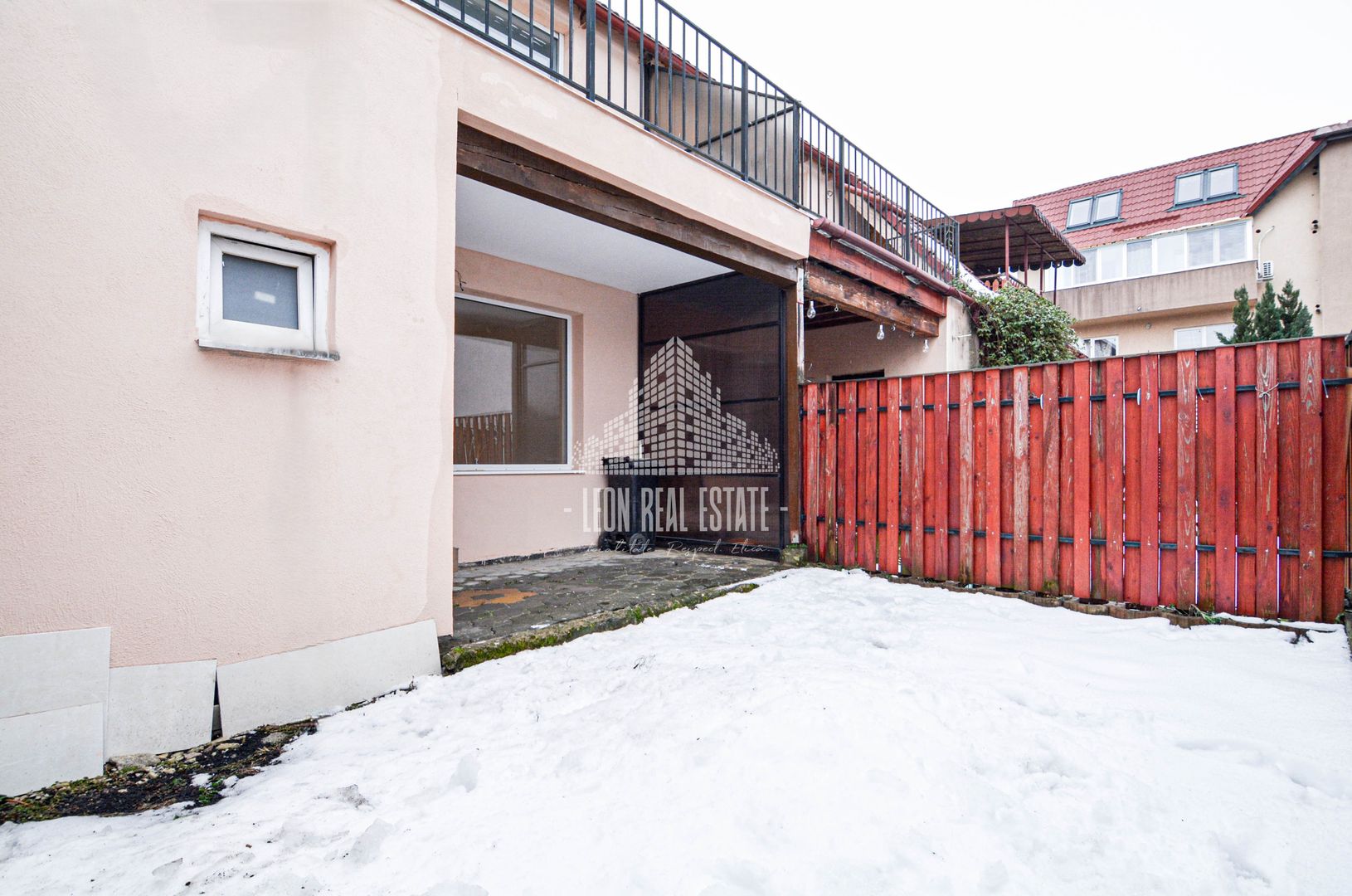 Casă înșiruită în prima parte a Florestiului, zona Stadion - Someșului - Poză 29