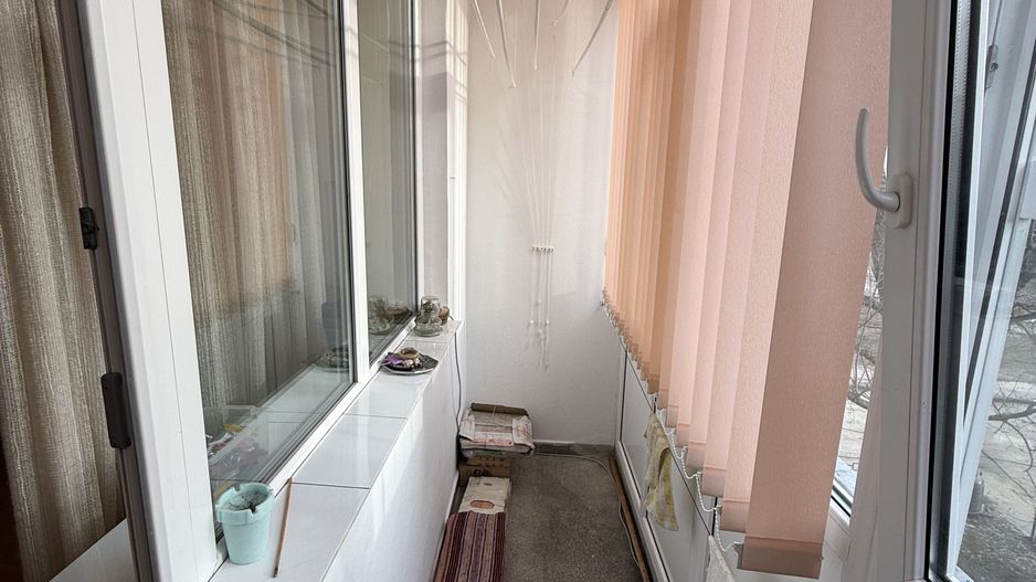 Apartament 3 camere 60 mp etaj 2 - Campina ,langa OMV - Poză 22