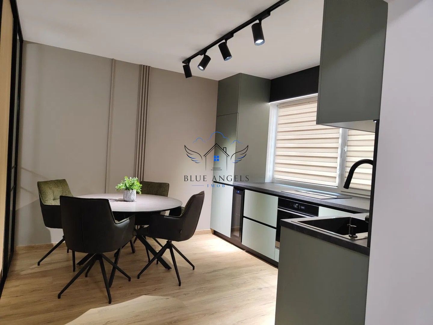 Apartament 2 camere -Lux - Coresi - Poză 3