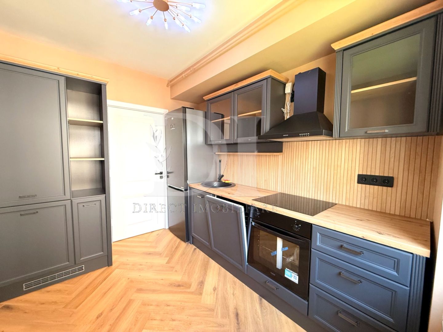Apartament de vanzare Zona Terra / Floresti - Poză 4