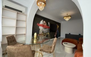 Apartament de lux - Ultracentral - 2 camere - parcare privata - Poză 2