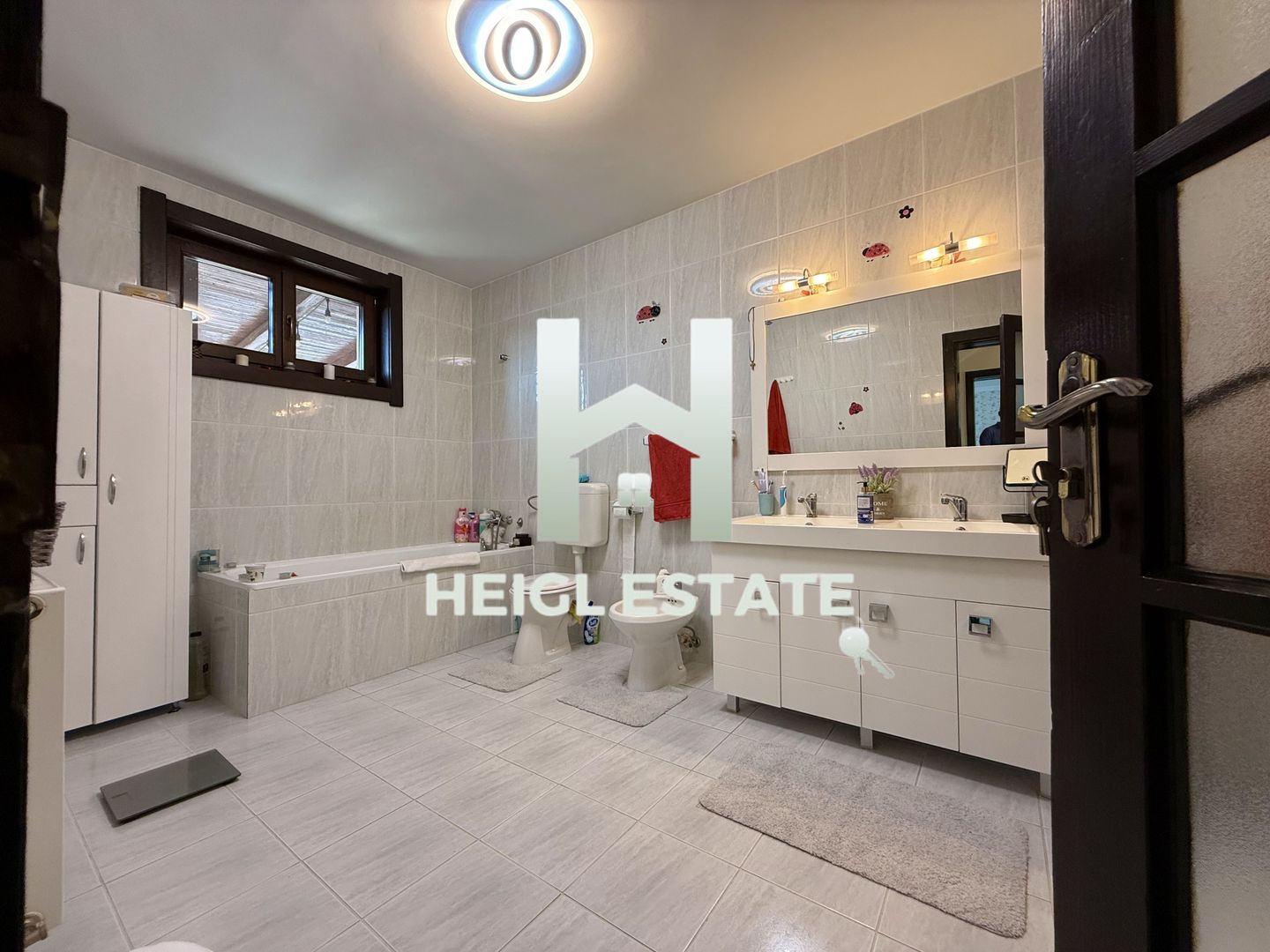 Casa individuala cu 10 camere 1600 mp teren - Poză 21