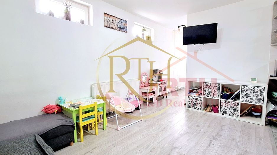 Casa individuala, 3 camere, fara teren, zona Plopi, langa Scoala - Poză 17