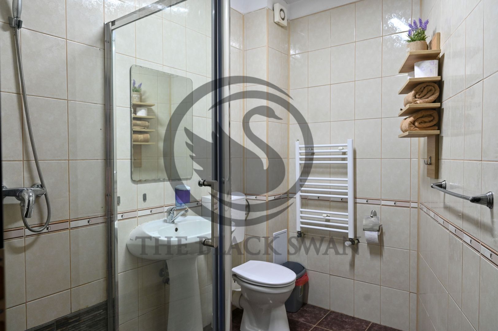 Pensiune la cheie de vanzare | 10 camere | Sacele, Brasov |Comision 0% - Poză 30