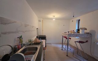 Casa renovata priveliște superba catre Cetatea Devei – Str. Calugareni - Poză 9