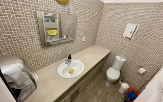 Spatiu birou in cladire istorica restaurata - Poză 13