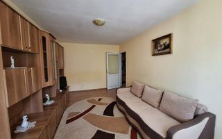 🏛️ De închiriat 2 camere, Micro 20, 350 euro/luna - Poză 1