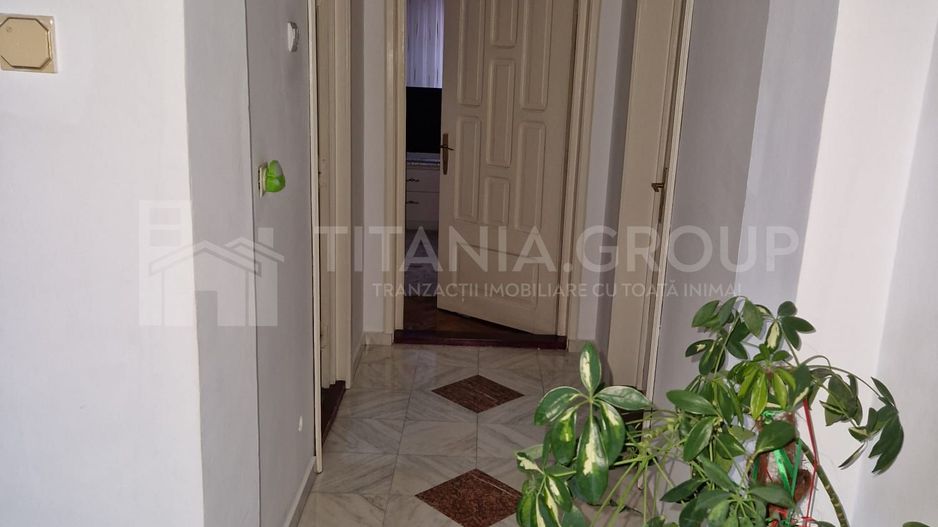 Casă spațioasă, cu teren generos – Alexandria, jud. Teleorman - Poză 9