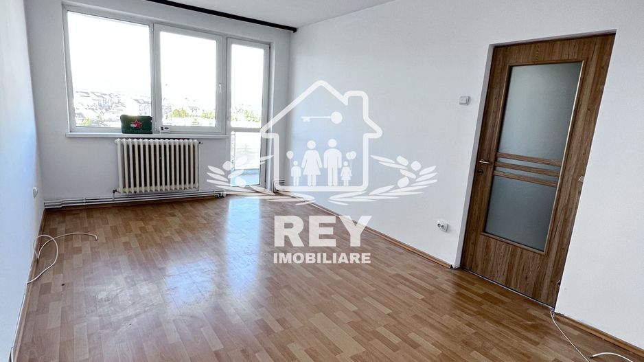 Apartament 2 camere,bloc cu lift, Str. Oștirii/Mihai Viteazul/N.Iorga - Poză 4