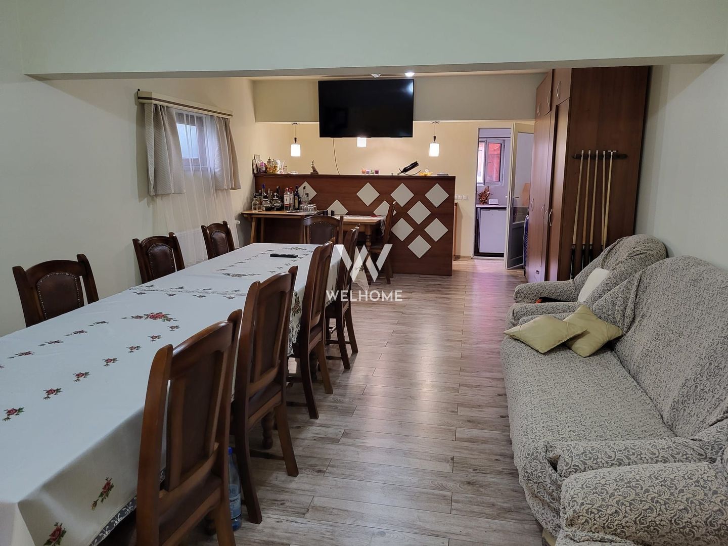 Casă cu piscină interioară -Turnișor - Poză 11