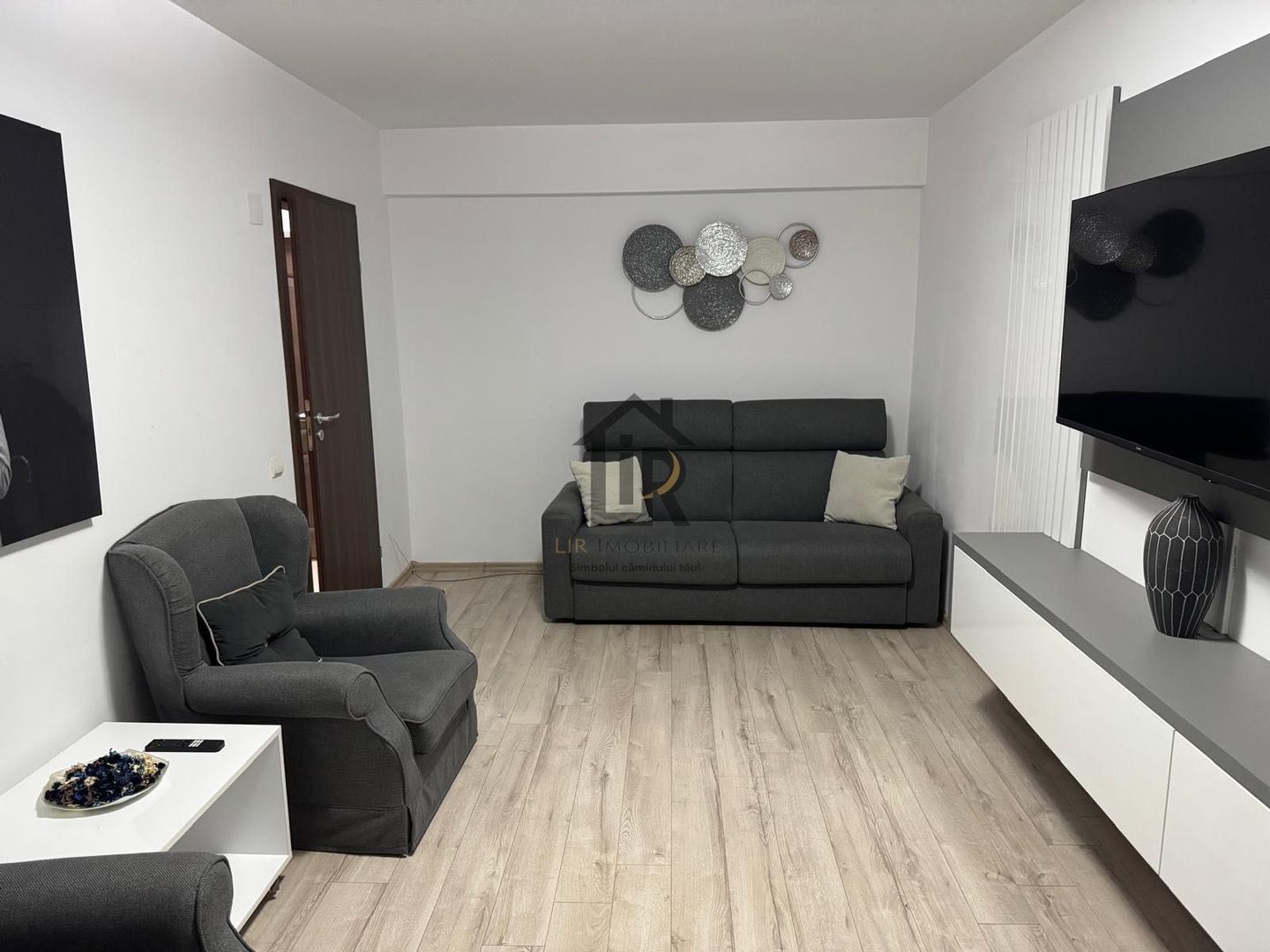 Apartament 2 camere loc parcare inclus- Cug - Iasi - Poză 1