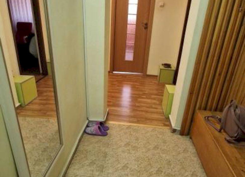 De vanzare Apartament 3 camere Gorjului - Poză 6