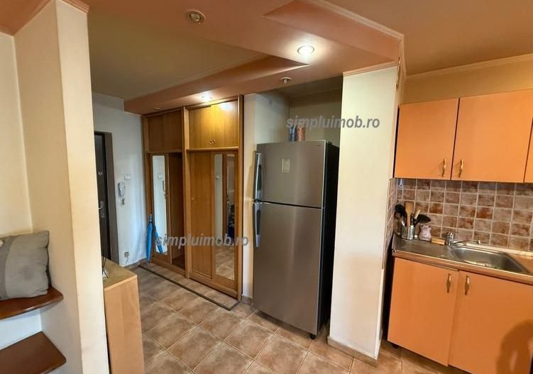 Garsoniera Spatioasa Utilata Mobilata Dristor Baba Novac - Poză 8