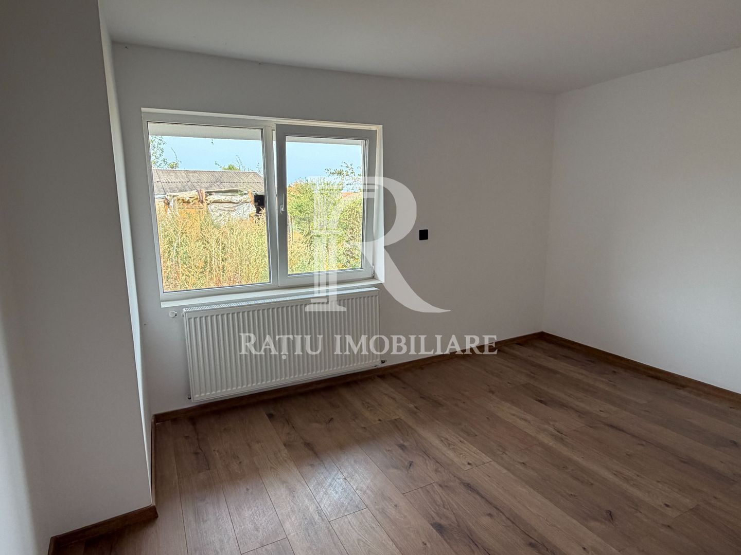 Casa 3 camere | Renovata Recent | Curte | Episcopia | Oradea - Poză 6