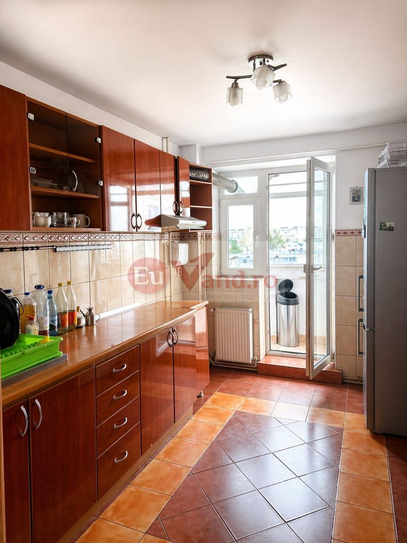 De vanzare apartament cu 4 camere, Dunarea Mall, 85.000 euro - Poză 4