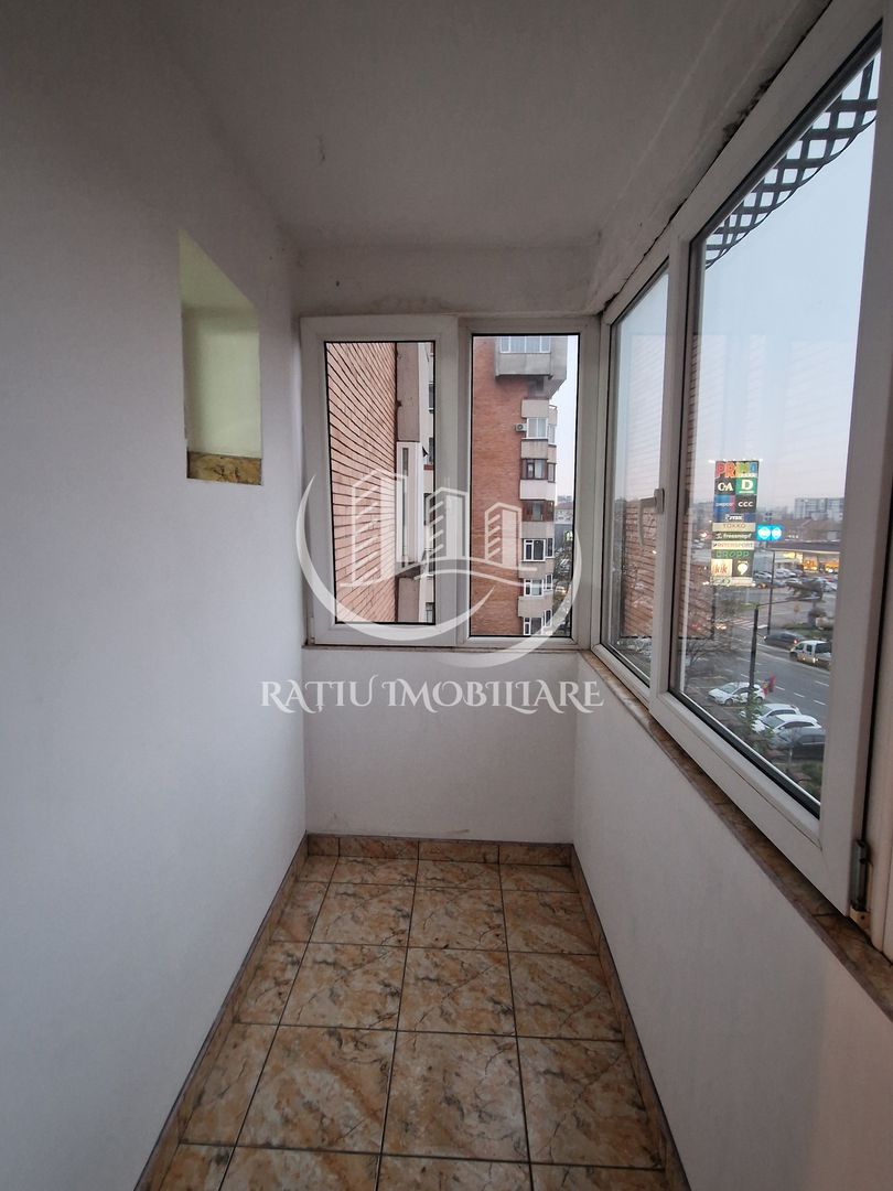 Apartament cu 4 camere | Decebal | Oradea - Poză 8