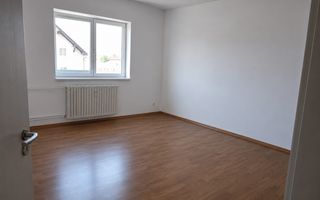 Garsoniera de vânzare zona cetate - Poză 1