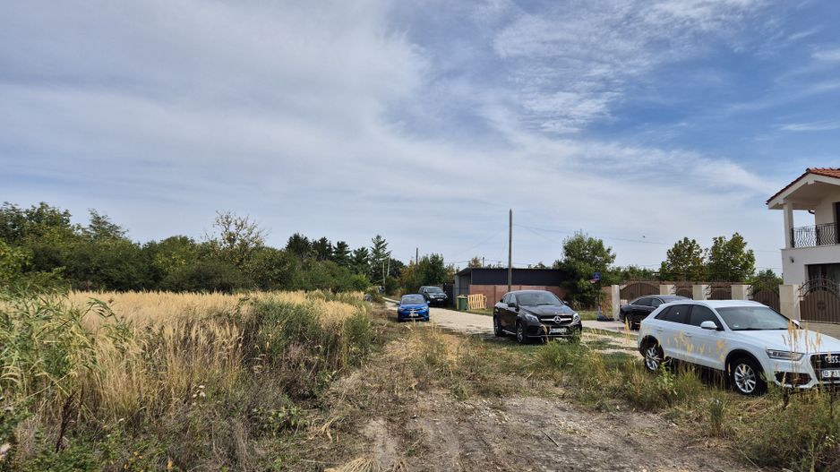 Teren intravilan 1000 mp - Domnesti - Poză 3