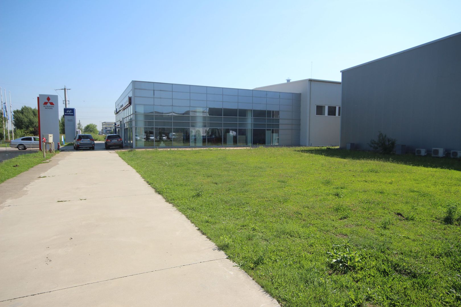 Spatiu Comercial,Showroom si birouri - inchiriere- 900 mp.  zona Calea Sagului - Poză 10