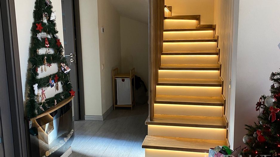 Duplex cu 4 Dormitoare | Incalzire Pardoseala | 3 Bai | Intrare Dezmir - Poză 10