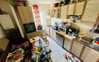 2 camere decomandat, bloc din 1980 zona Dacia - Poză 1