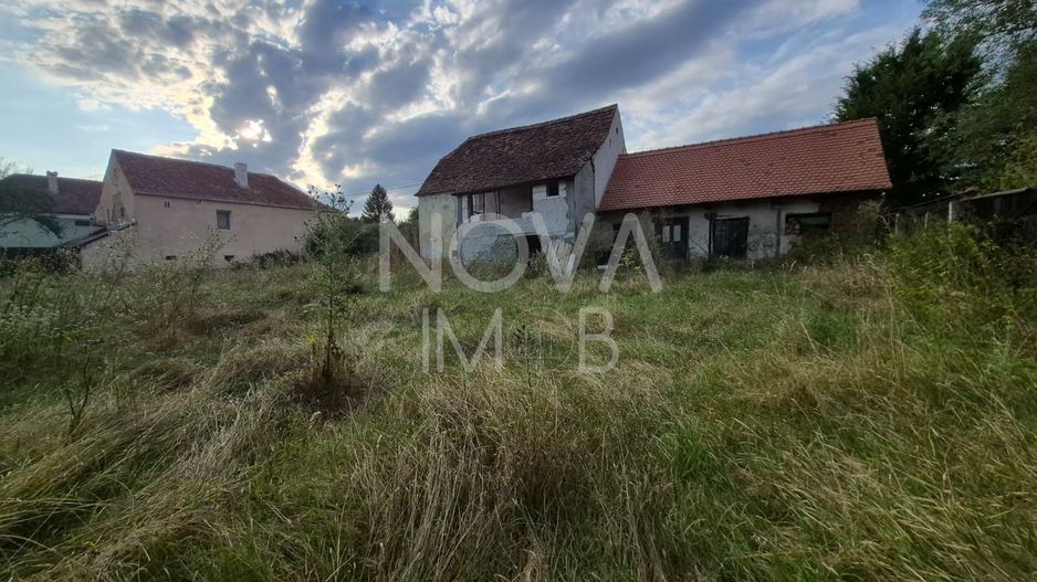 Casa saseasca - Marpod - 2208 mp - Poză 18
