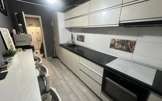 Vânzare, apartament cu 3 camere în zona Militari Residence - Poză 2