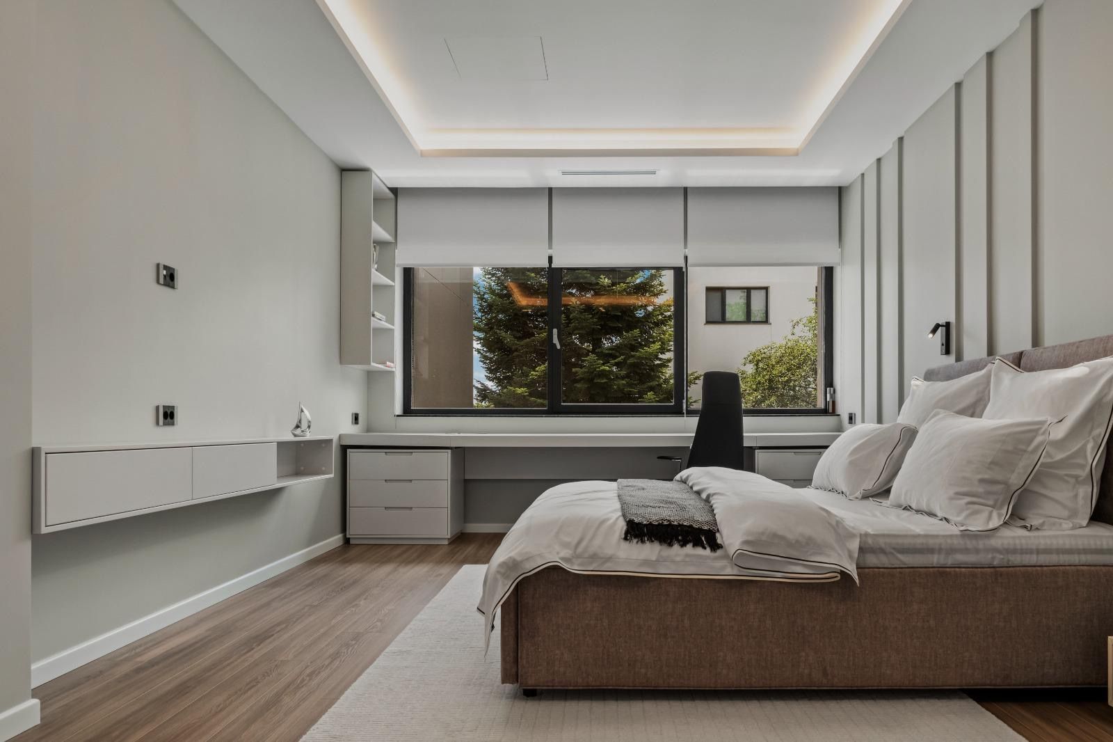 Vânzare Vilă 7 camere 350mp | Curte privată | Piscină exterioară - Poză 17