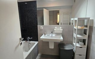 Inchiriez Apartament 3 camere - Poză 4