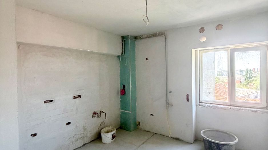 APARTAMENT SPATIOS CU VEDERE PE 2 PARTI - Poză 14