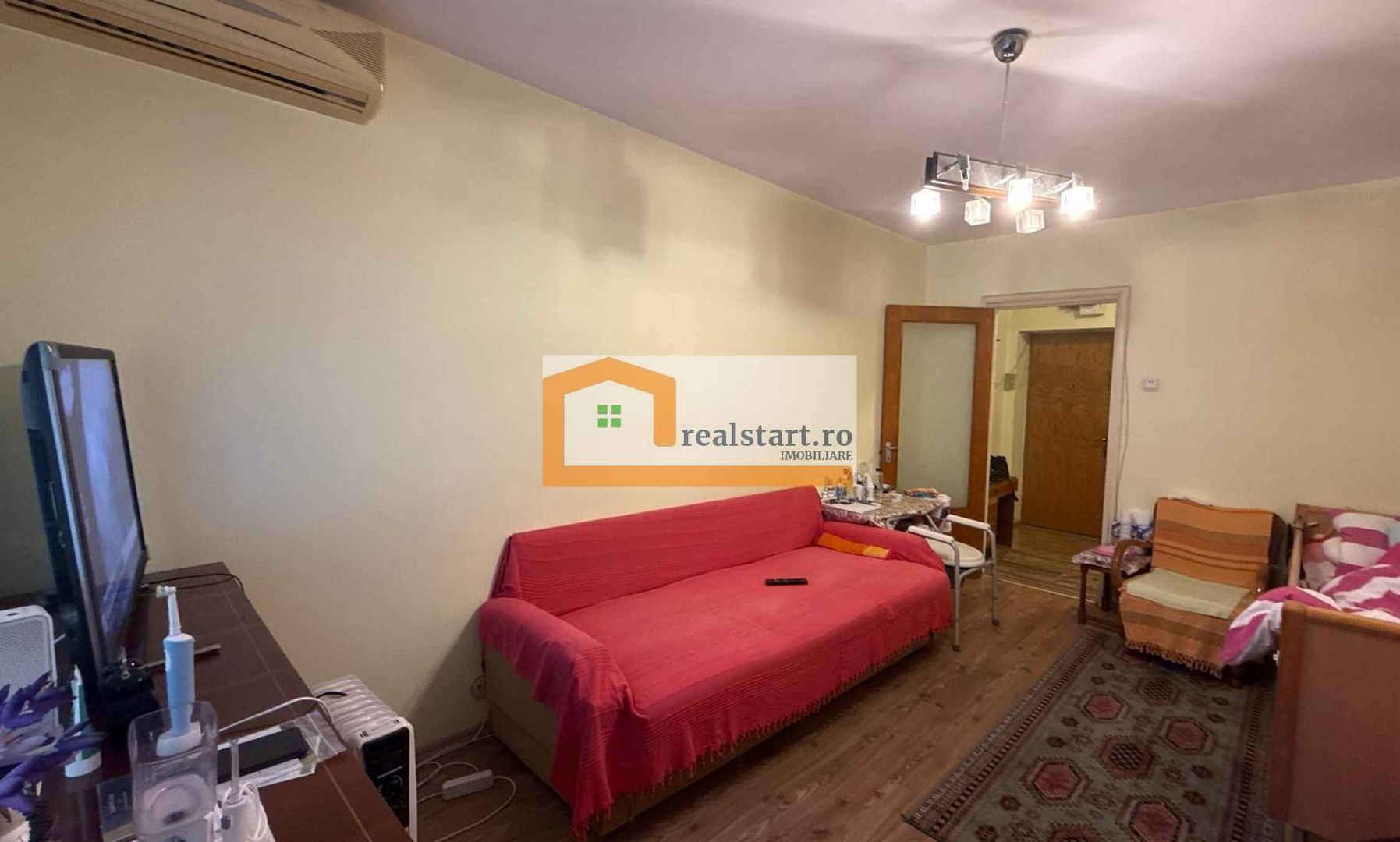 Bloc anvelopat, Romancierilor, toate instalatiile noi, 2 lifturi - Poză 12