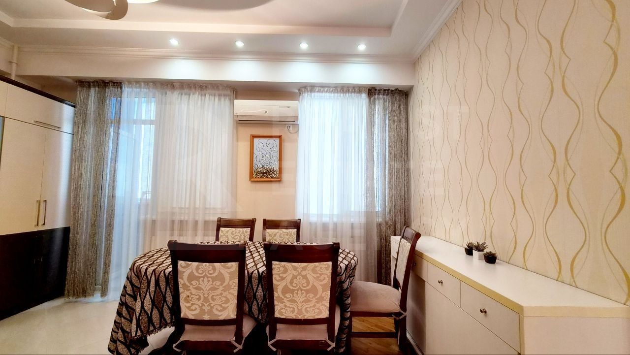 Chirei apartament 3 camere 83 mp, bd. Decebal, Botanica - Poză 4